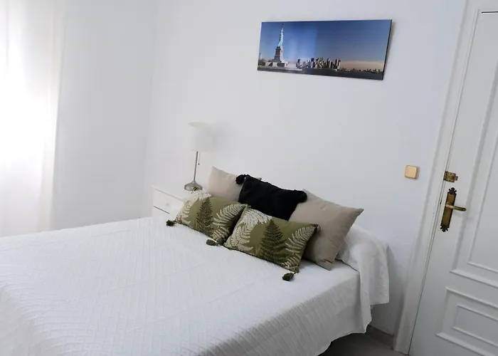 Centro Malaga, Tranquilo & Grande Апартаменты Малага